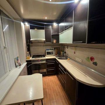 Сдам 1 комнатную м. Студенческая