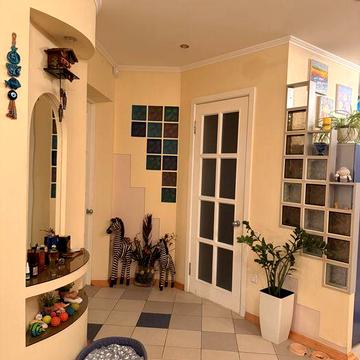 Продаж елітної 4 кім. кв Центр індивід. опалення та власне паркомісце