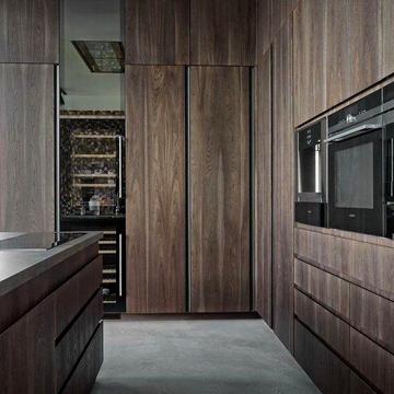 Дом с дизайнерским ремонтом в закрытом коттеджном городке!Без комиссии