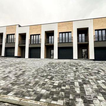 Продаються нові сучасні котеджі у м. Дрогобич