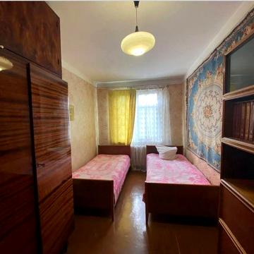 Трикімнатна чудова квартира район Льотна, біля АТБ