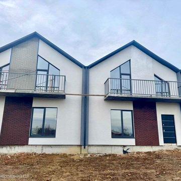 Таунхаус, 103 м кВ.Шкуринці, власне паркомісце,скважина,2 сотки