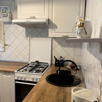 Юлії Здановської вул. (Ломоносова), 4