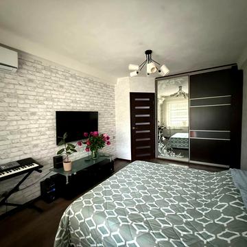 Ірини Бекешкіної вул. (Генерала Карбишева), 18