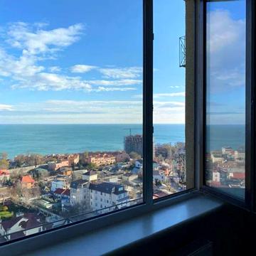 Однокімнатна квартира з ремонтом в ЖК Аквамарин