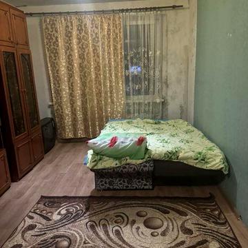 Сдам гостинку ( район Епіцентру)