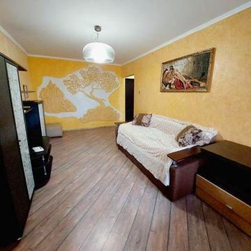 Сдам 1 комнатную квартиру ул Г. Петрова 40.