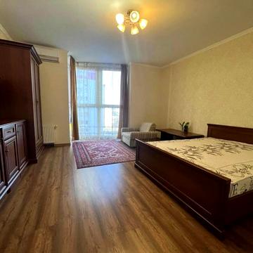 Драгоманова вул., 2-Б