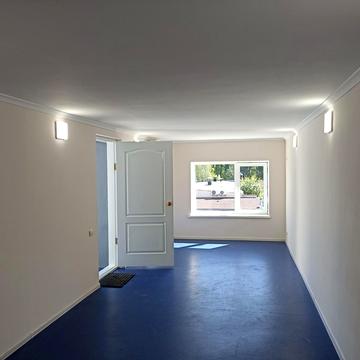 Богдана Хмельницького вул., 8