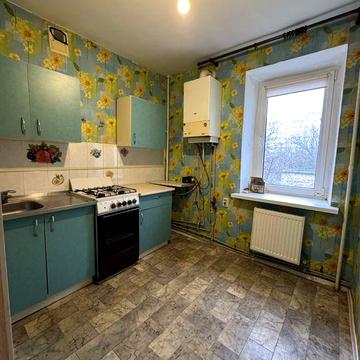 Оренда 1 кім рн Жадова , вул . Героїв України