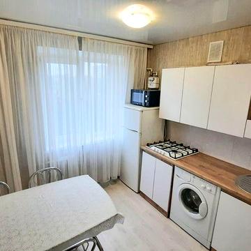 Парковая 8А, двух комнатная квартира