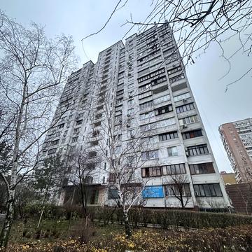 Михайла Гришка вул., 10