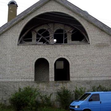 Продам недобудований будинок