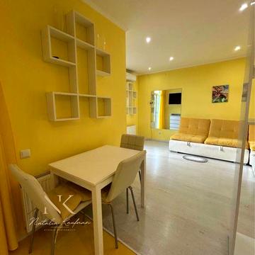 В Довгострокову оренду пропонується студія 38м2 в ЖК Комфорт Таун