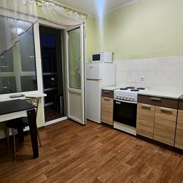 Бориса Гмирі вул., 12-Б