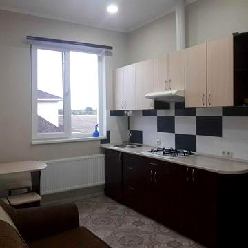 Уютная квартира в частном секторе, есть место под авто