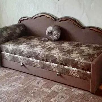 Західна вул., 1/6