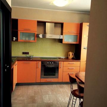 Микільсько-Слобідська вул., 2-Б