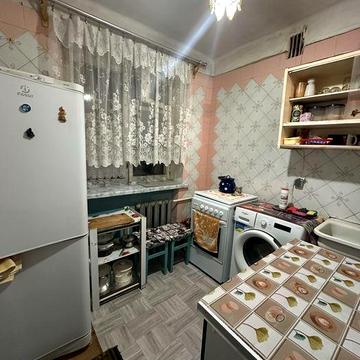 Сдам 2-ную кварт р-н Черемушки ул Ивана и Юрия Лип / ул Инглези