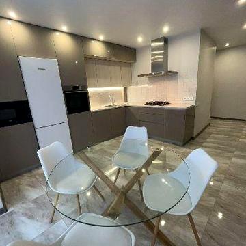 Оренда 2к квартири вул. Антонича (Сихів)