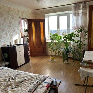 Терміново продам 2-х кім. квартиру на 1 Занасипі