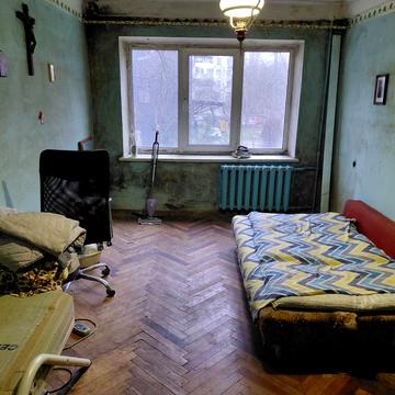 Романа Ратушного вул. (Волгоградська), 41