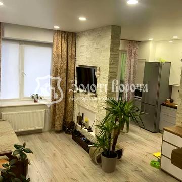 Тарасівська вул., 9