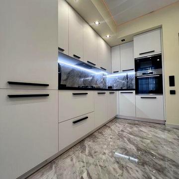 Продаж 1.5 кі-ної квартири Жк " Парковий"/ Газ ЖК Парковий