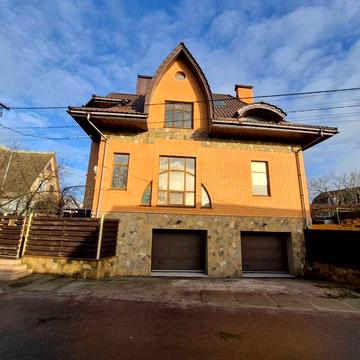 Продам добротний будинок 225м2 з ремонтом меблями і технікою, 10 соток