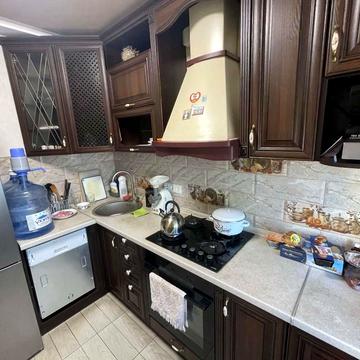 Олександра Поля просп. (Кірова), 17