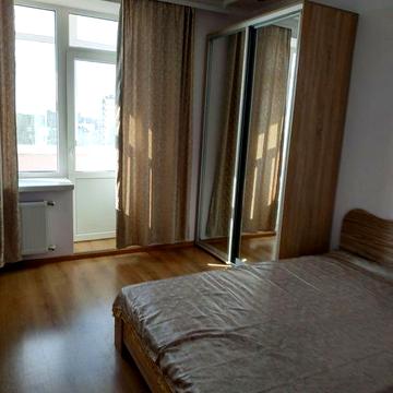 Сдам 2 к.кв на Грушевского ЖК Уютный