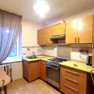 Вул. Автозаводська 7А Оренда 2к квартира Оболонський р-н