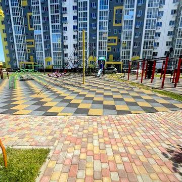 2 кімнатна квартира на Марії Башкірцевої 64 м2