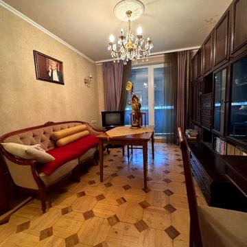 Продам 3 комнатную квартиру Центр города