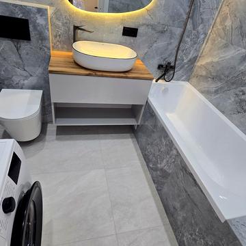 Молодіжна вул., 67