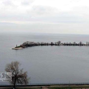 Продаж 1-но кімнатної квартири на Козацькій, 9 — вид на Дніпро