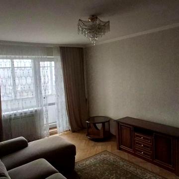 Машинобудівників вул., 13