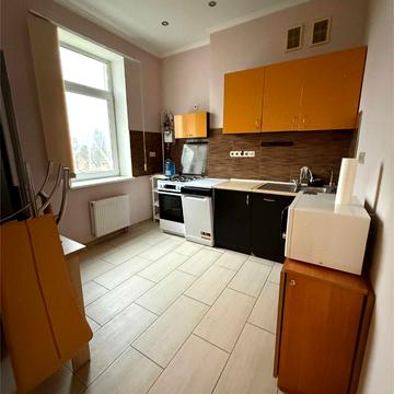 Сергія Берегового вул. (Мартиросяна), 5