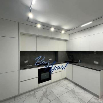 Балтійський пров., 5