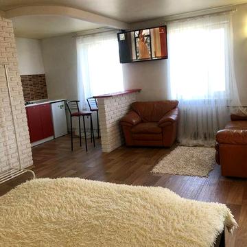 Студия.Соцгород.(отопление входит)Можно на месяц!