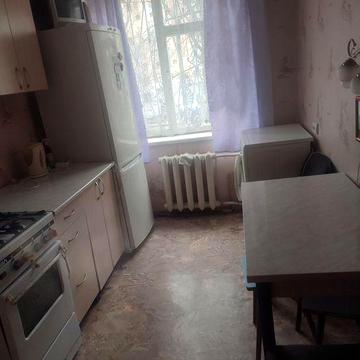 Сдам 2 х комнатную квартиру на Коммунаре