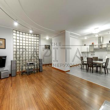 Лесі Українки бульв., 30-Б