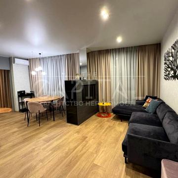 Антоновича вул. (Горького), 74