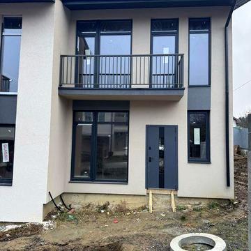 Продам Таунхаус на топовій локаціі