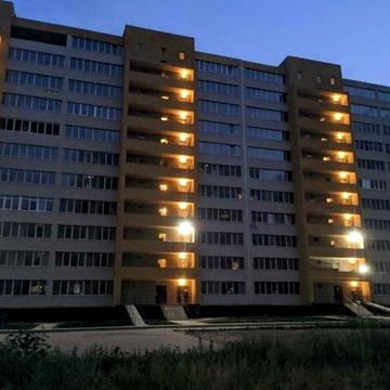 Продам большую 2х кв в новом кирпичном сданном  доме по супер цене