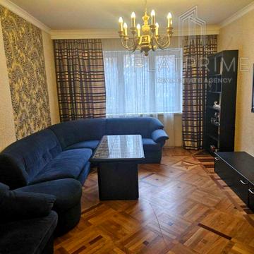 Деміївська вул., 35-Б