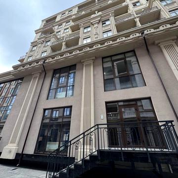 Карантинна вул., 22