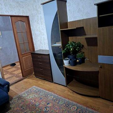 Сдаю классную однокомнатную квартиру  ("Юность").