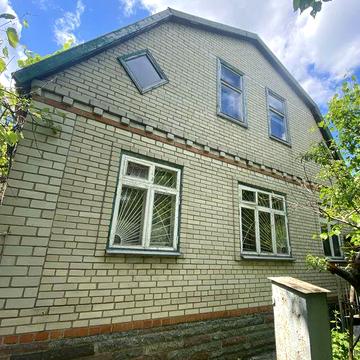 Продам 2 участка с жилыми домами . Чапли