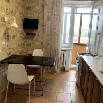 Гоголівська вул., 36-40